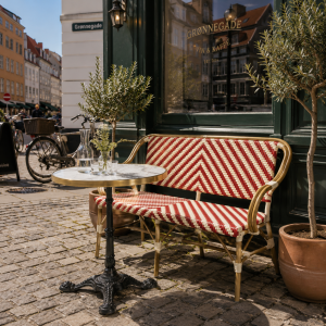 Cafépaket Paris med bänk röd-beige