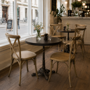Mörk ek bordsskiva rund DuroLight